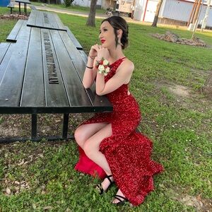 Red dress size 0 price was 235$ i need extra cash and need it out of my closet